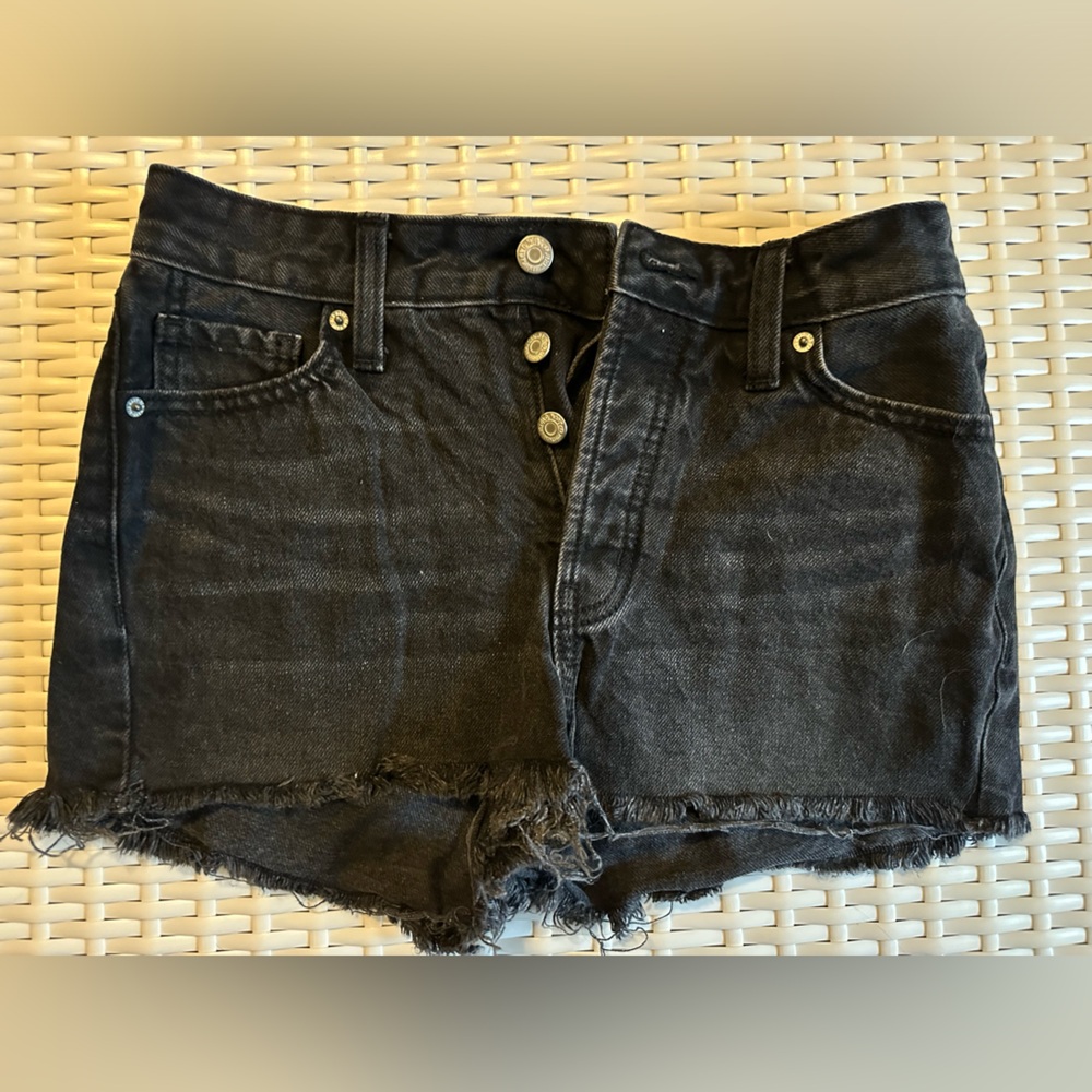 Black Old Navy Jean Shorts